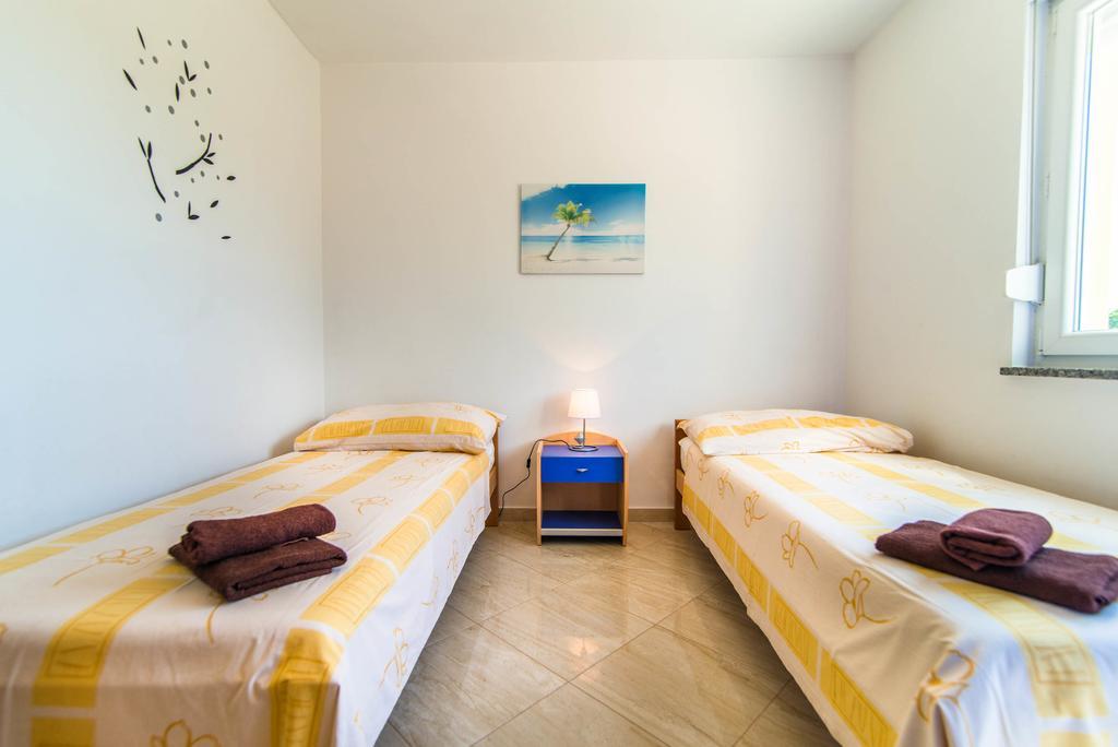 Apartment Una 2 Póla Kültér fotó