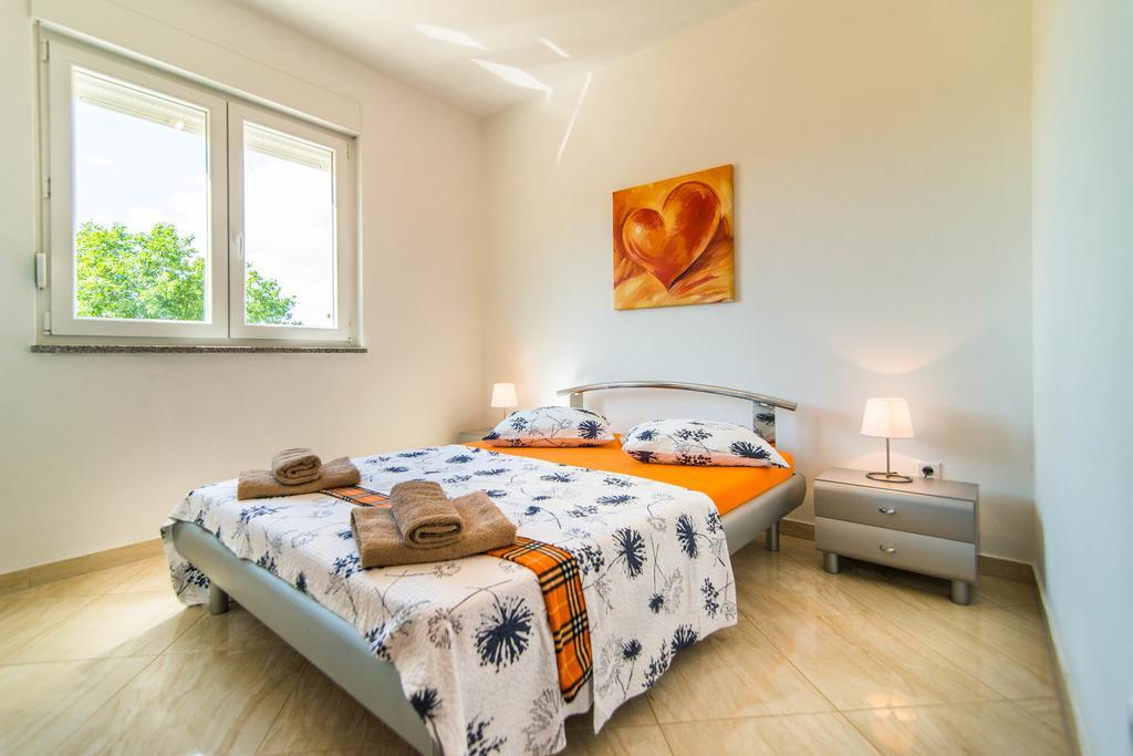 Apartment Una 2 Póla Kültér fotó
